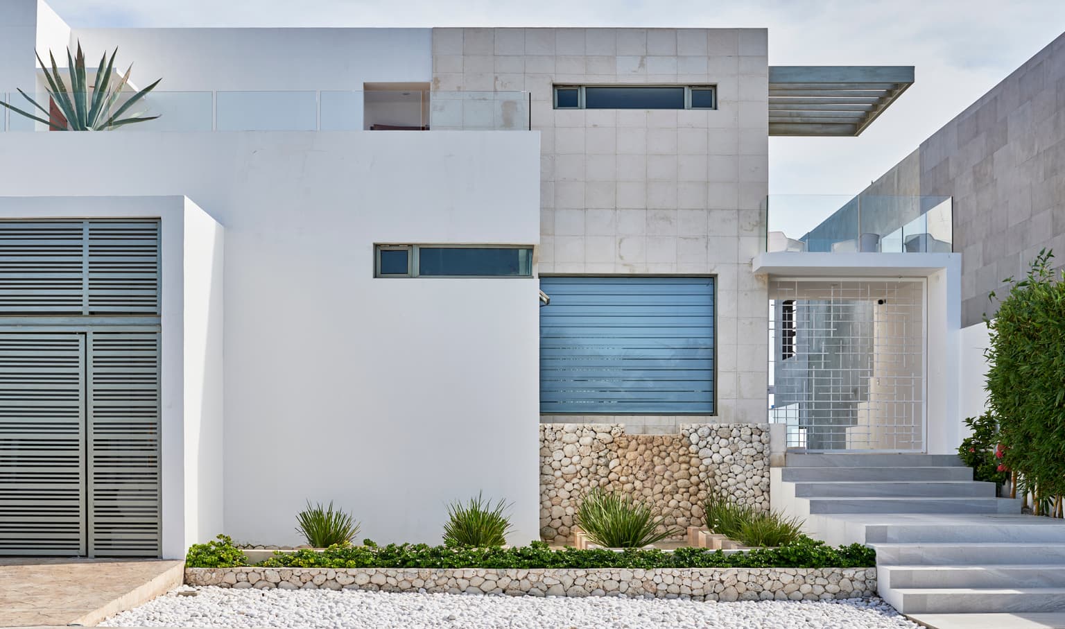 Advanced Project Management Techniques for High-Profile Construction Projects