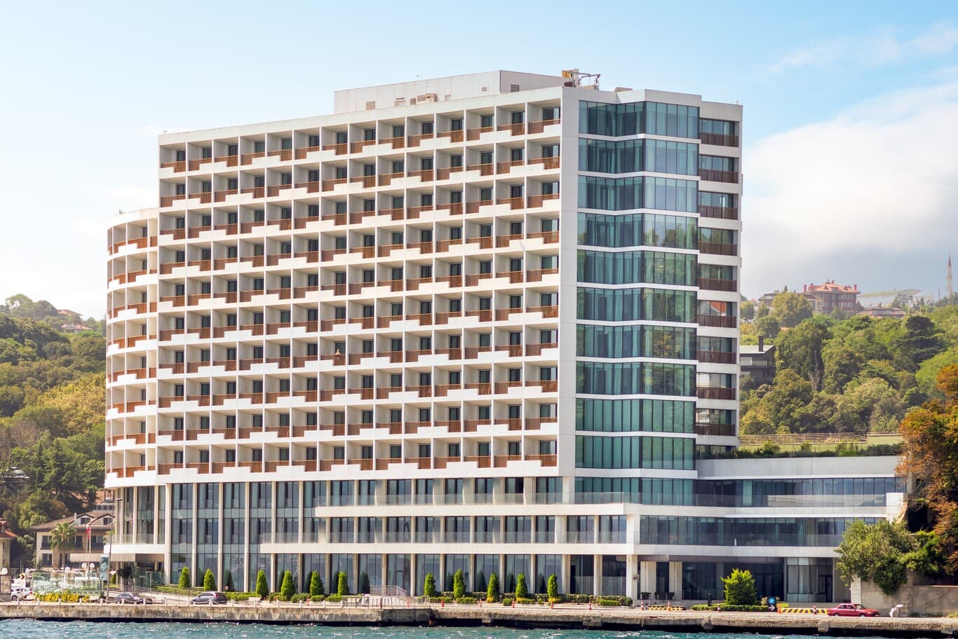 hotel contracting companies