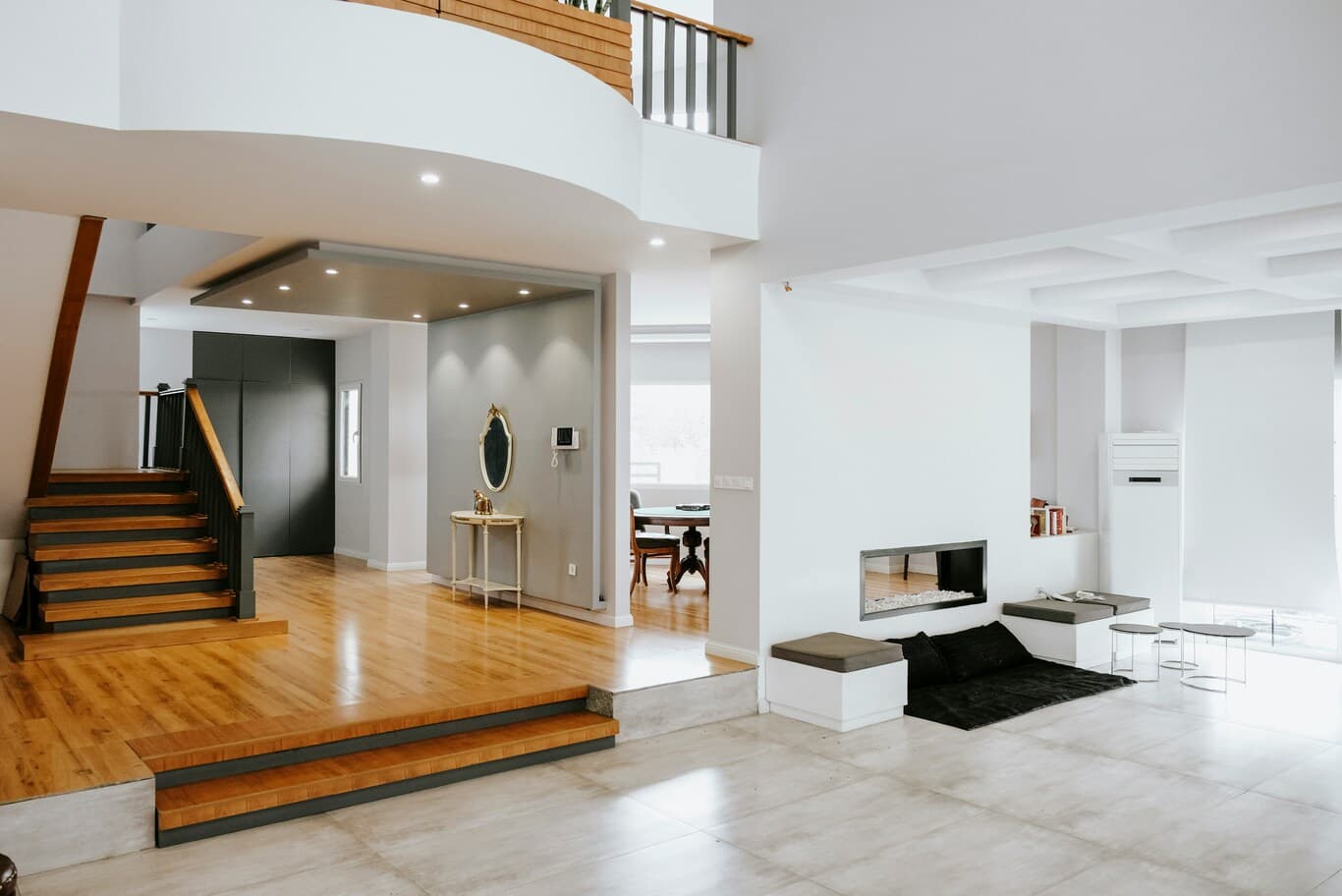 Dubai renovation per square foot