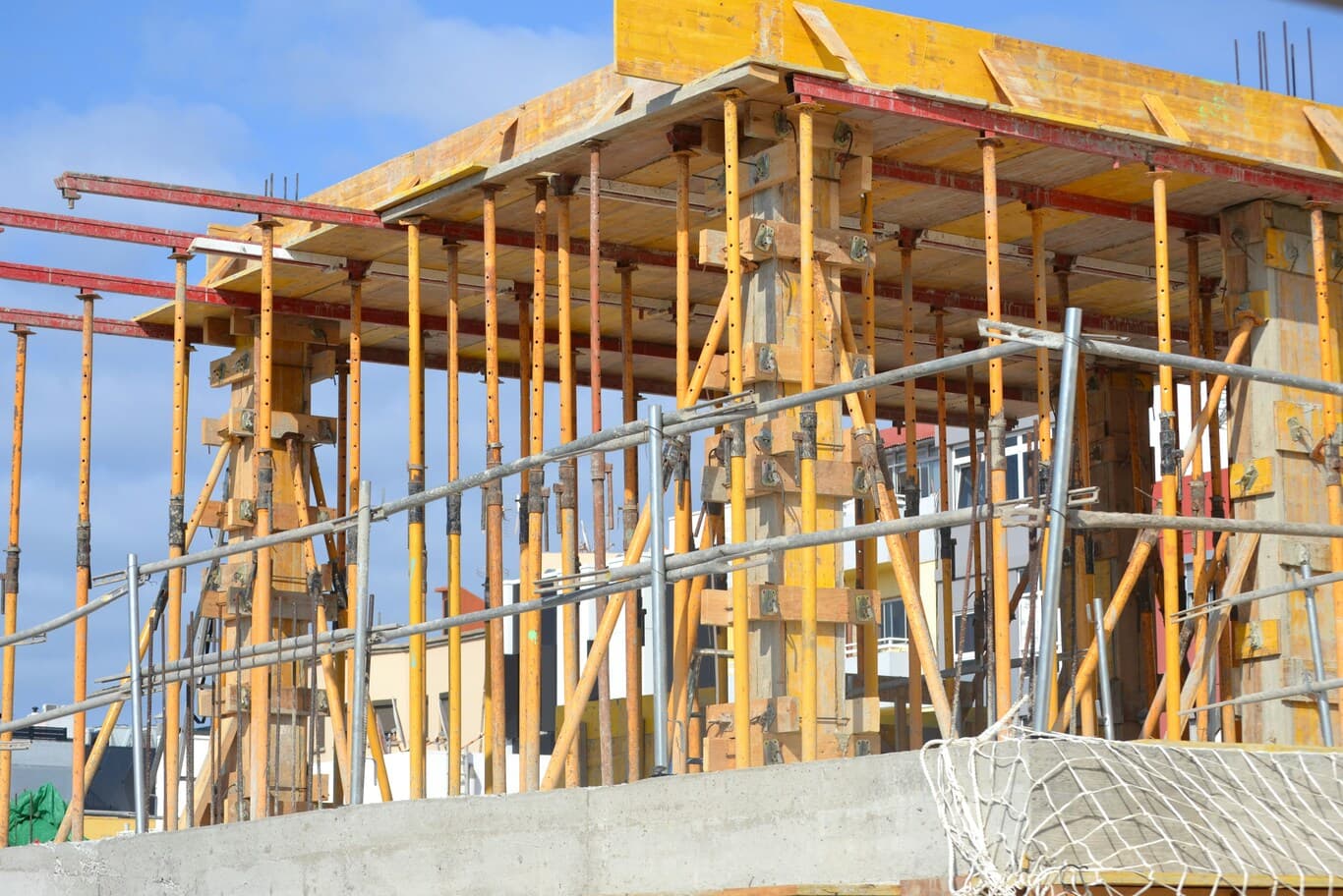 budget overrun construction Dubai