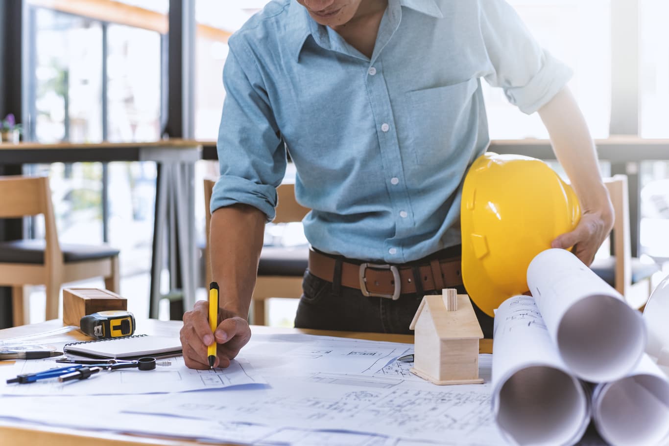 subcontractor compliance Dubai Law 7 2025