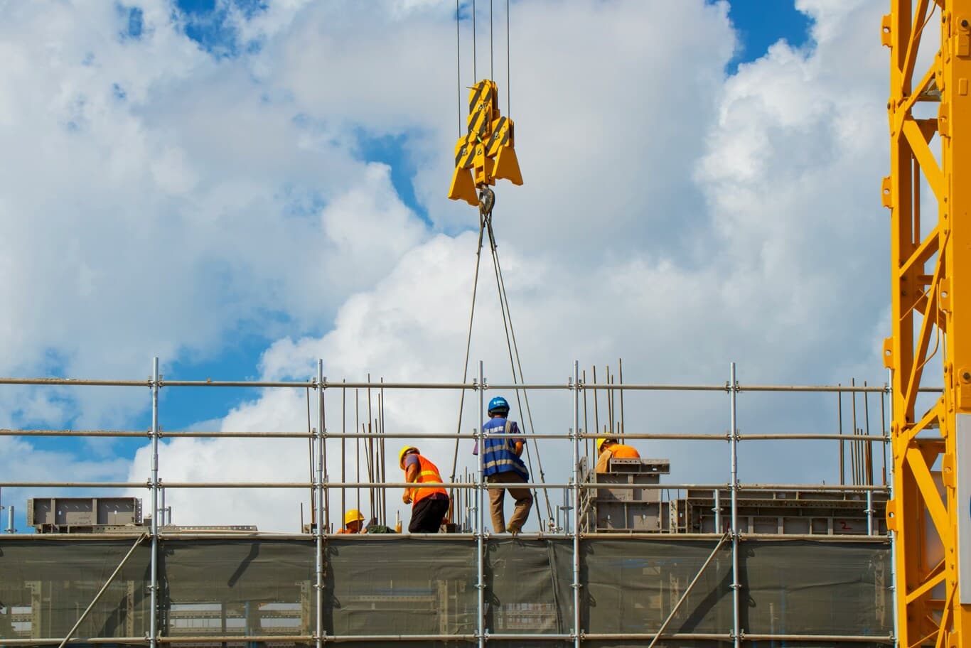 single contract construction Dubai