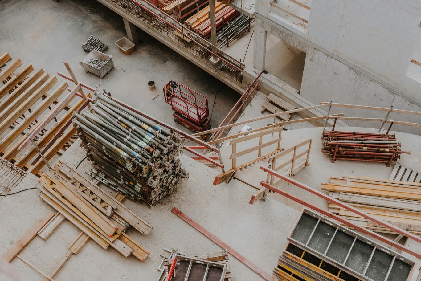 single contract construction Dubai